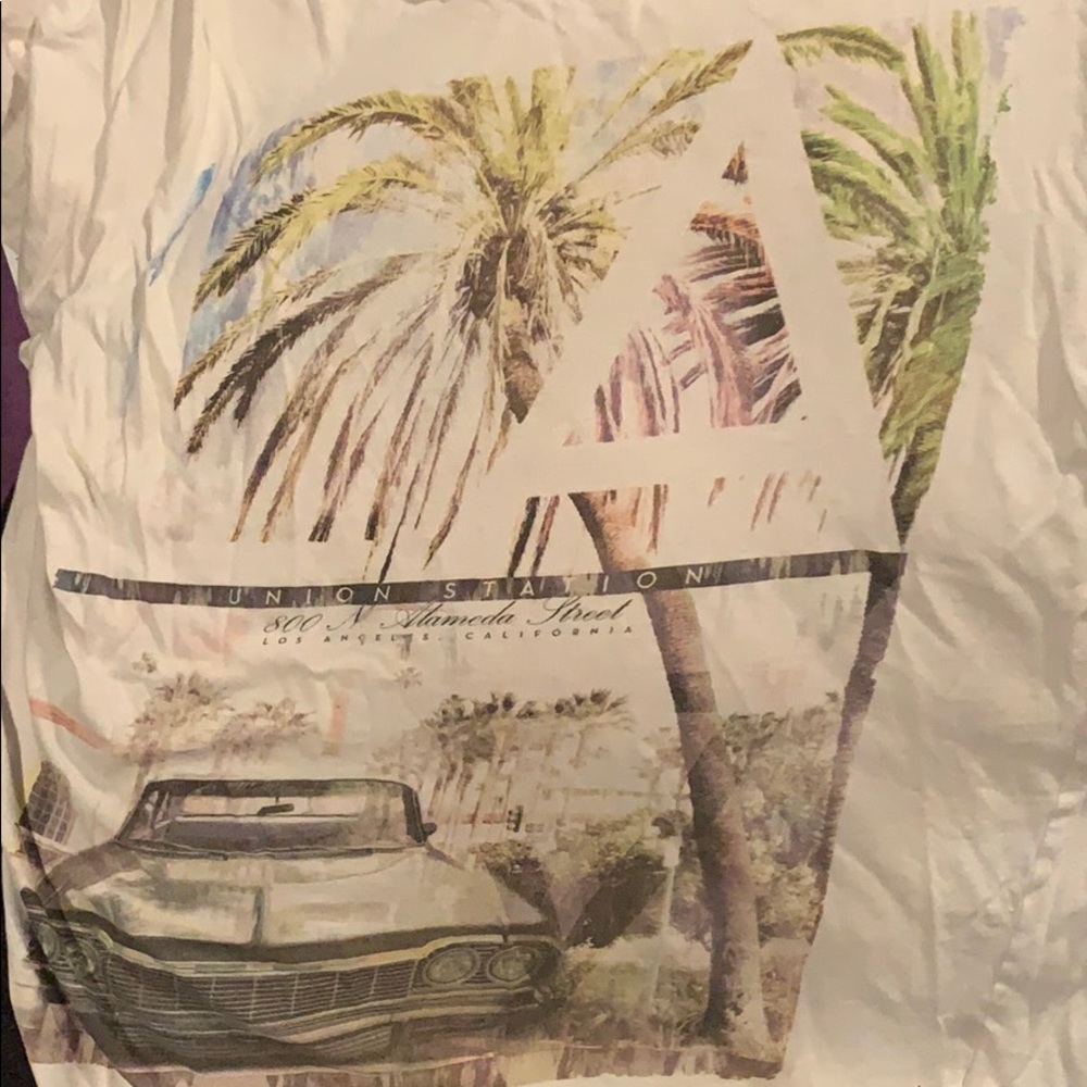 H&M Graphic T very nice LA Union station